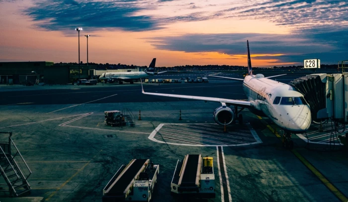 Aviobook client case